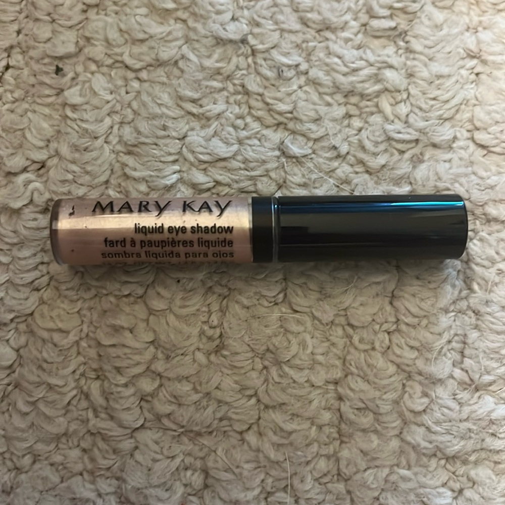 Mary Kay Liquid Eyeshadow - Light Beam